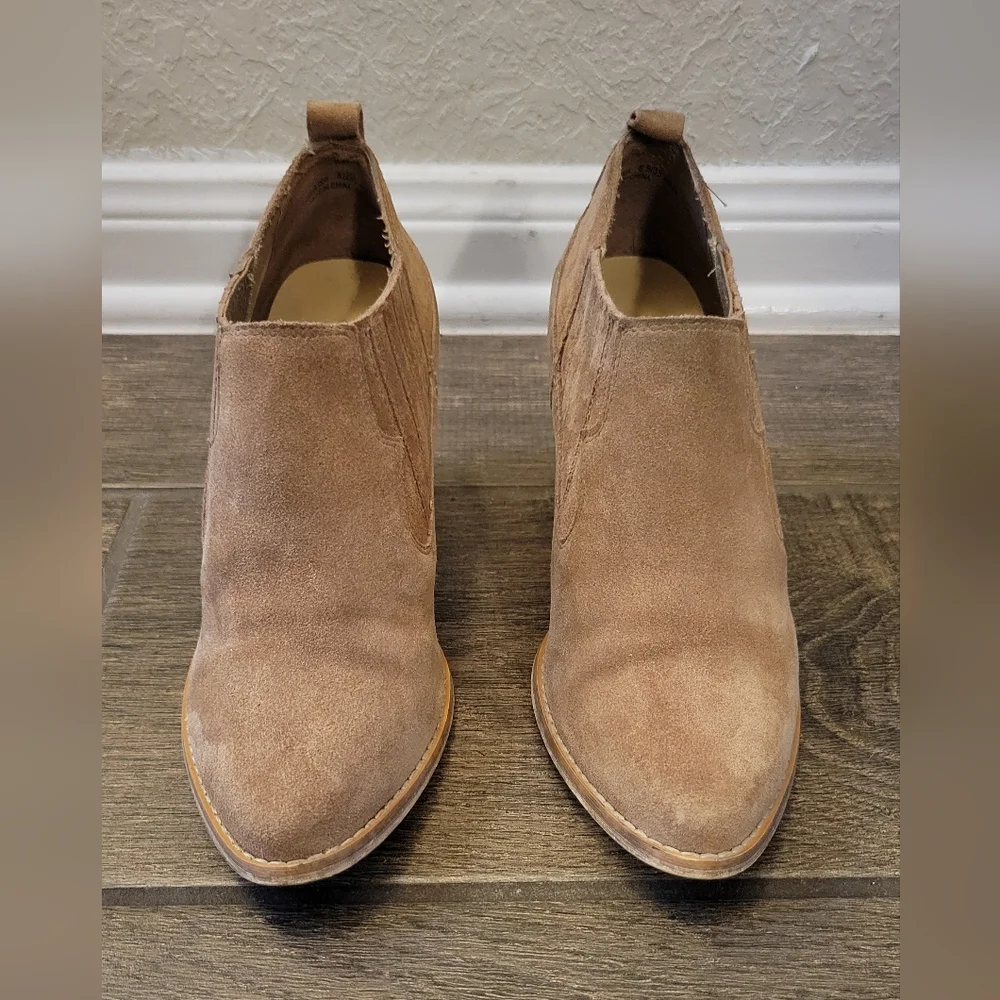 CHINESE LAUNDRY SONOMA SUEDE ANKLE BOOTS - MINK /size 8.5 - Picture 3 of 10